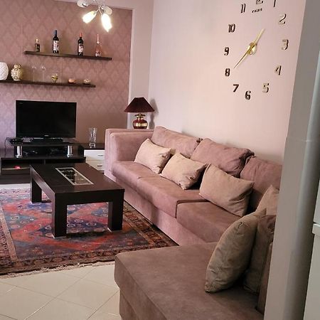 Charming Apartment Lushnjë Екстериор снимка