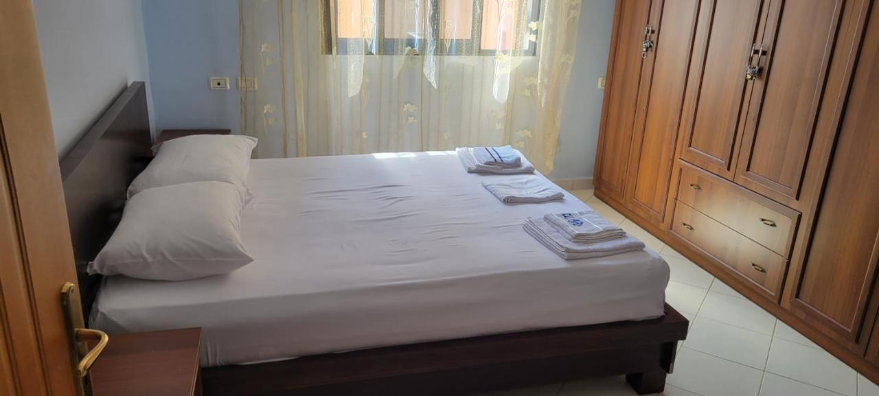 Charming Apartment Lushnjë Екстериор снимка